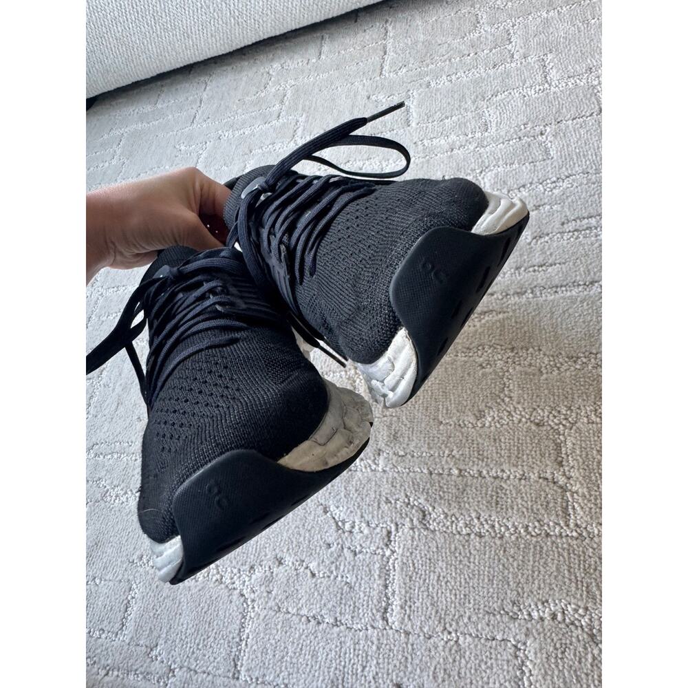 On- Running Cloud Swift Black Comfortable Athleti… - image 3